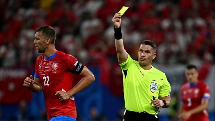 Tvrdá kritika sudího Kovácse: Jeden z nejhorších výkonů i střet zájmů