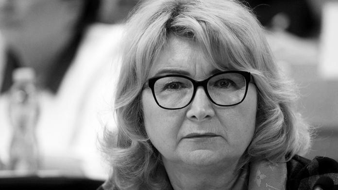 Zemřela náměstkyně karlovarské hejtmanky. Podlehla těžké nemoci