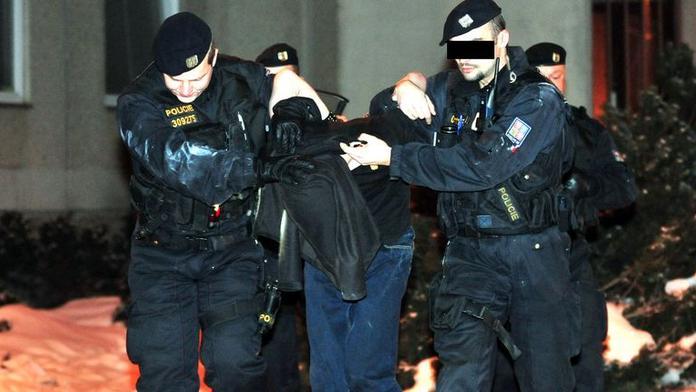 Akce King: Policie dopadla gang nebezpečných lupičů