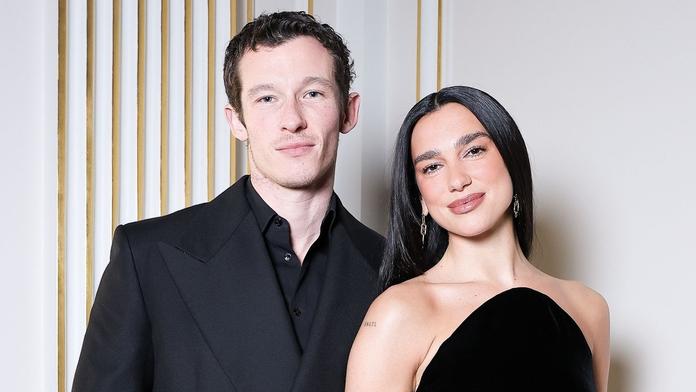 Callum Turner a Dua Lipa