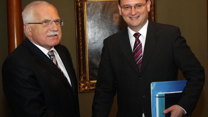 Prezident Klaus přijme na Hradě premiéra Nečase