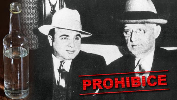HISTORIE PROHIBICÍ: Alkohol v rakvích a opilci na trajektech