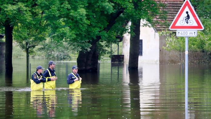 Moravě hrozí povodně, varuje ČHMÚ! Na východě má silně pršet