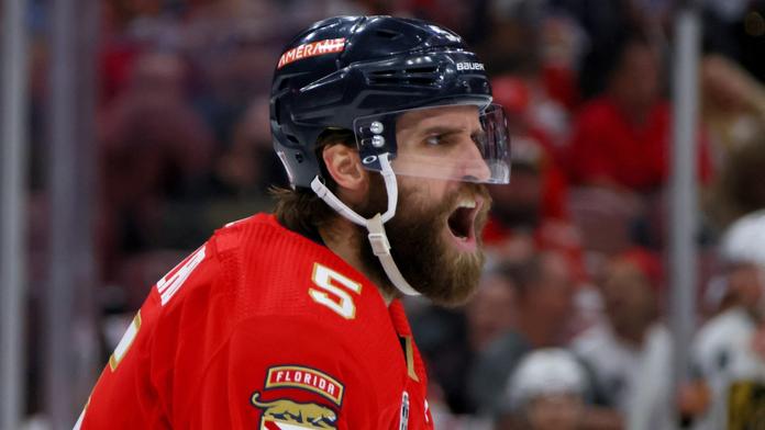Hokejista Floridy Panthers Aaron Ekblad