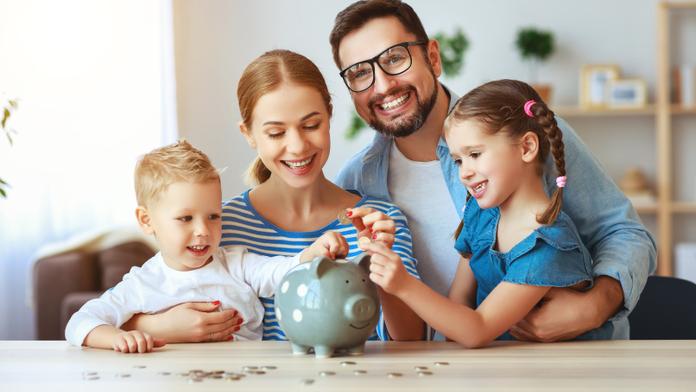 Poslanci schválili vyšší ošetřovné. Spočítejte si, kolik budete brát