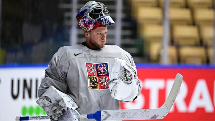 Před novou sezónou extra motivace. Reprezentační gólman bude brzy tátou