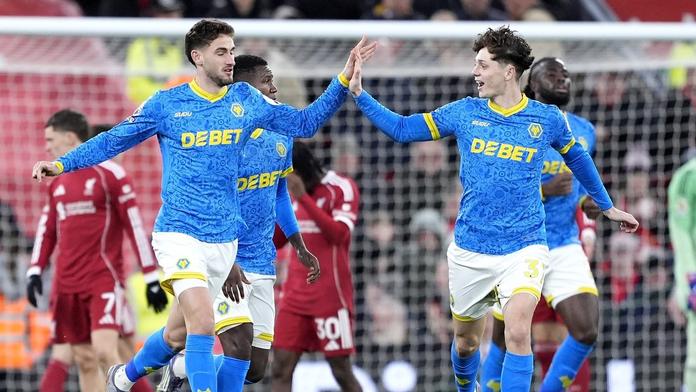 Krejčího Wolves mají smutný rekord. Přišla už šestnáctá porážka