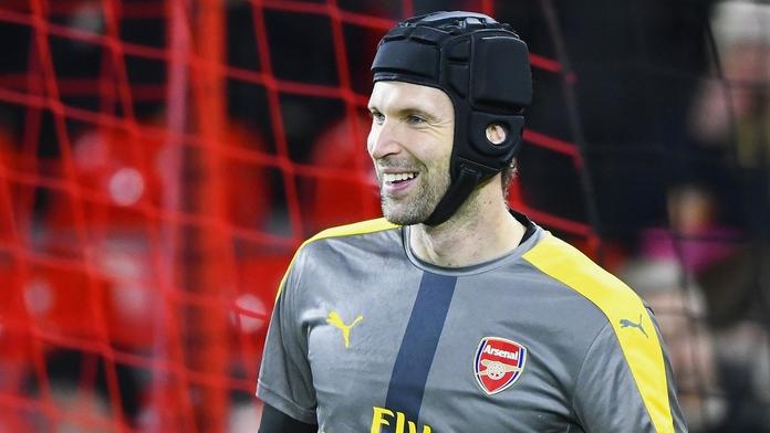 KRALUJE DÁL! Petr Čech se stal podeváté českým fotbalistou roku!