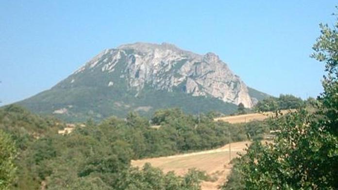Hora, které se vyhne konec světa. Úřady na ní zakázaly přístup