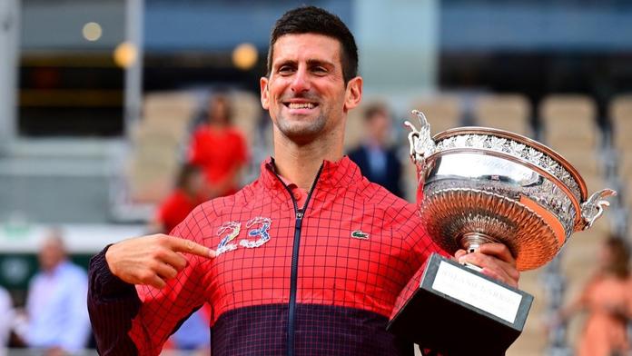Djokovič se stal nejúspěšnějším tenistou historie. Získal rekordní 23. grandslam