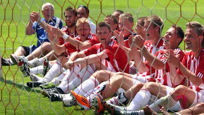 Fotbalisté Dukly Praha a Žižkova zatím na licenci pro první ligu čekají