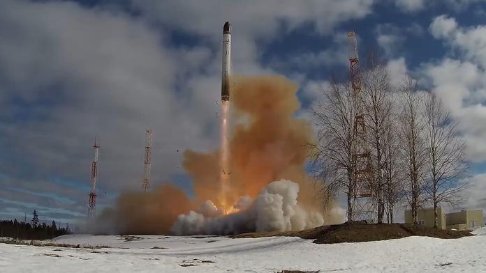 Rusko bojuje s nečekaným problémem. Neumí zprovoznit nové rakety, chybí mu Ukrajina