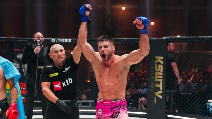 Česká MMA hvězda dává sbohem armádě. Chce se plně soustředit na sport
