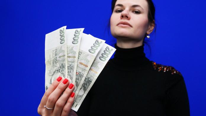 Strany slibují hory doly. Nejdražší sliby mají komunisté