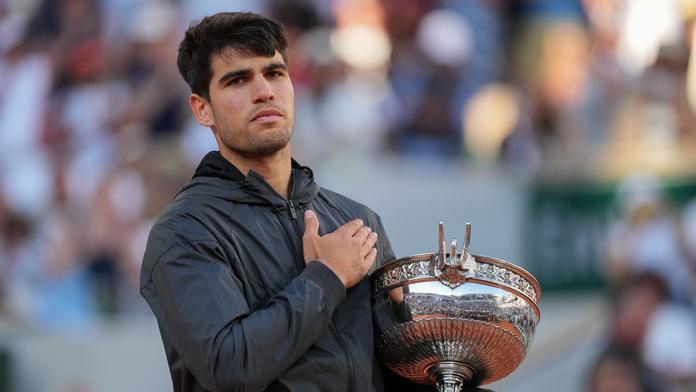 Drama na French Open. Po pětisetové bitvě mezi muži kraluje Alcaraz