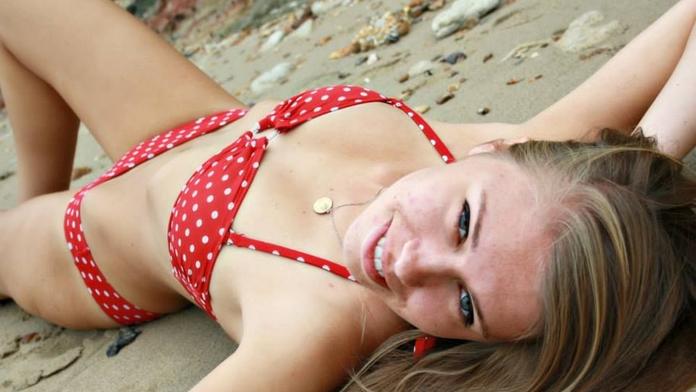 Tato dívka (19) se narodila bez vagíny, přišla na to až teď