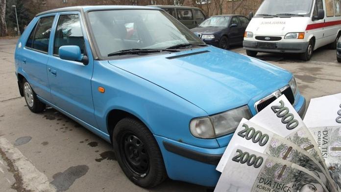 Hasiči se zbavují aut! Felicii prodávají za 4 tisíce, Berlingo za 8!