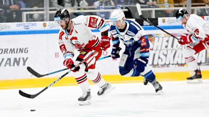 Sparta ztratila náskok a padla v nájezdech, Zlín poprvé vyhrál za tři body