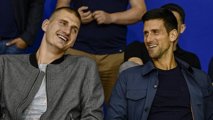 Hvězda NBA odkládá návrat! Jokič má koronavirus, pařil s Djokovičem