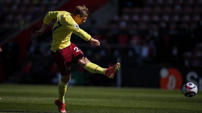 Vydra se opět trefil za Burnley! Česká dvojice z West Hamu asistovala