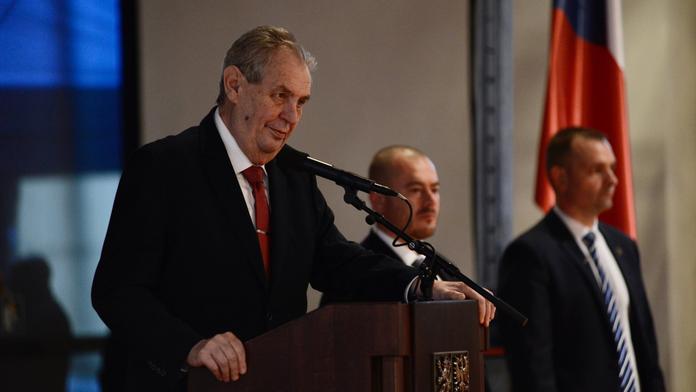 Zeman poprvé promluvil o koronaviru v Česku. Má důležité poselství