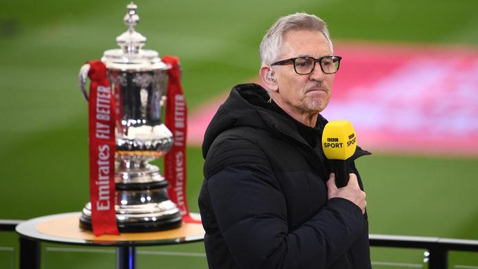 BBC zakopala válečnou sekeru. Oblíbený Lineker se vrací na obrazovku