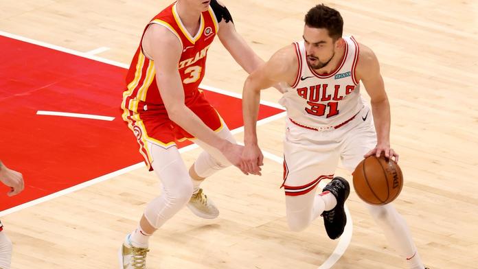 Satoranský dal šest bodů. Chicago stále drží šanci na play-off