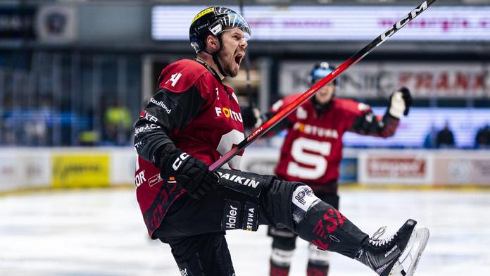 Sparta poprvé zvládla rozhodující sedmý duel. K výhře jí stačil jediný gól