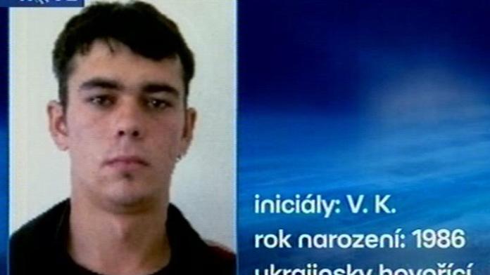 VIDEO: Lupič nešika přepadl pumpu a ztratil doklady