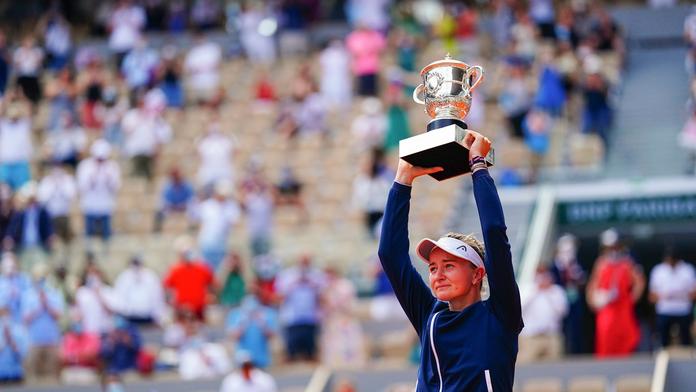 Užívej si tenis a vyhraj grandslam. Dojatá Krejčíková poslala vzkaz do nebe