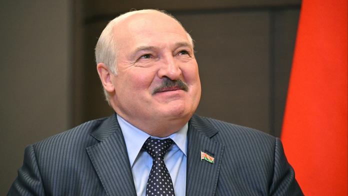 Je čas ukončit válku, tvrdí Lukašenko. Rusko už možná brzy nepůjde zastavit