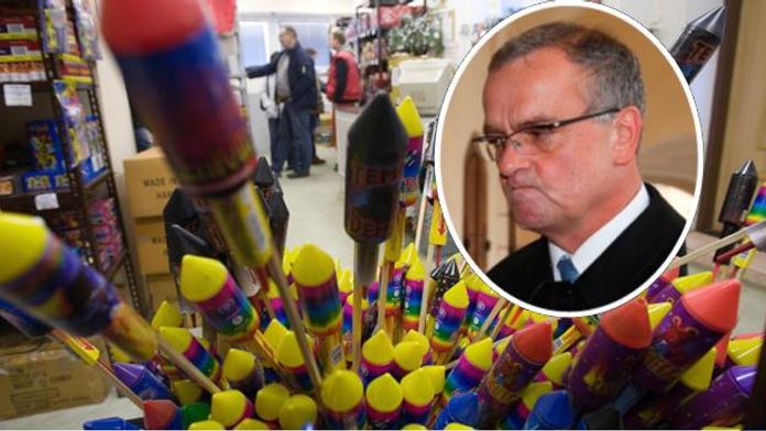 Kalousek jde proti ohňostrojům. Co si o tom myslíte vy? ANKETA