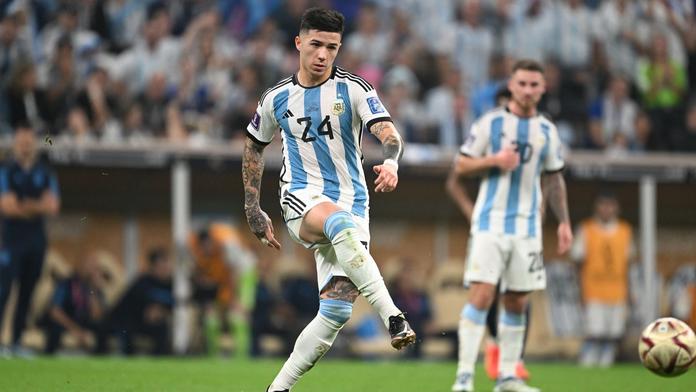 Fernándezův přestup nadchl i River Plate. Dostali víc peněz než z vlastních prodejů
