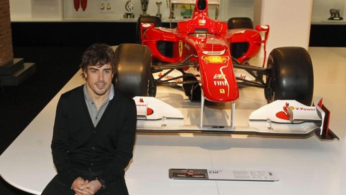 Hamilton bude F1 jezdit s číslem 44! A co si vybral Alonso?