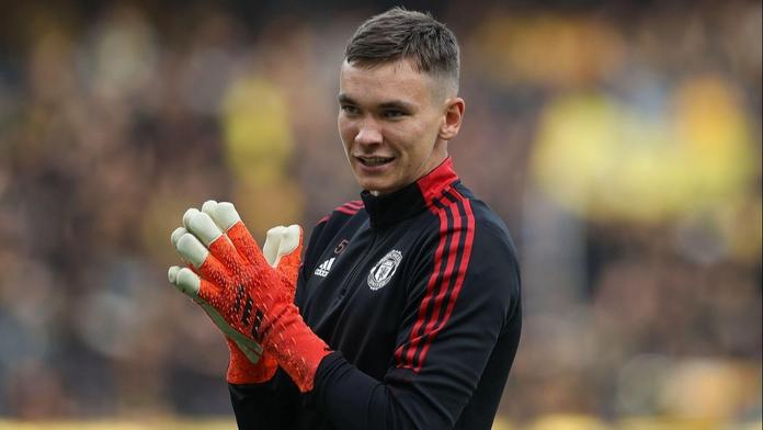 Manchester United prodloužil s českým gólmanem smlouvu. Nyní bude hostovat