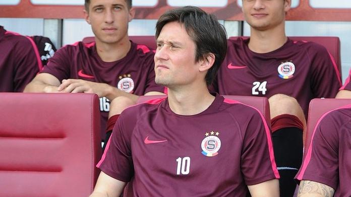 Otazníky kolem Rosického. Sparta naznačila, kdy se vrátí na hřiště