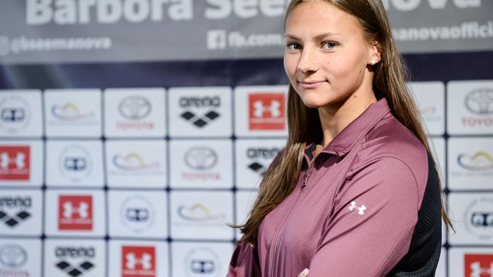 Při svaťáku se kvalifikovala na OH, pak česká plavkyně odmaturovala!