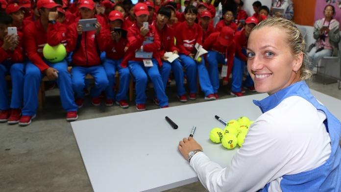 Kvitová jde dál, ani nemusela hrát. I Berdych postupuje