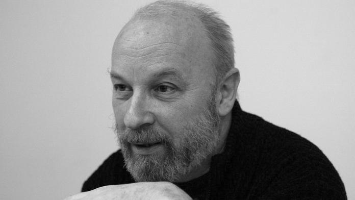 Zemřel šéfrežisér seriálu Ulice. Otakaru Koskovi bylo 77 let