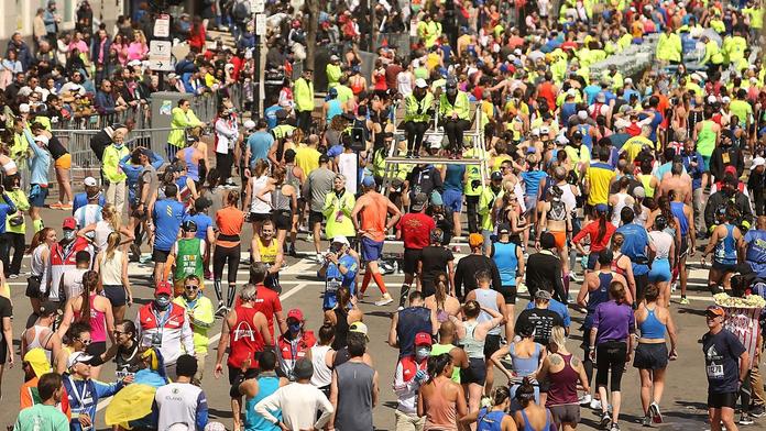 104 maratonů ve 104 dnech. Běžkyně s protézou se zapsala do dějin
