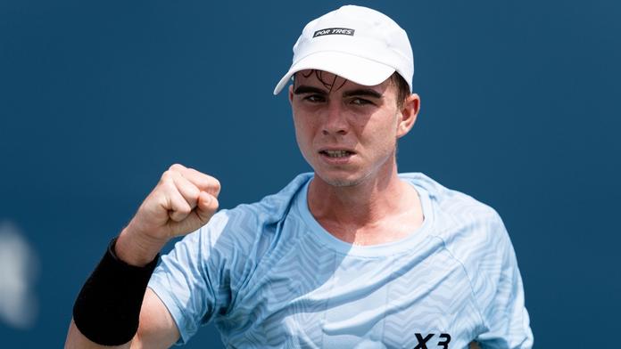 Svrčina slaví první kariérní výhru na Masters, Kopřiva v Torontu končí