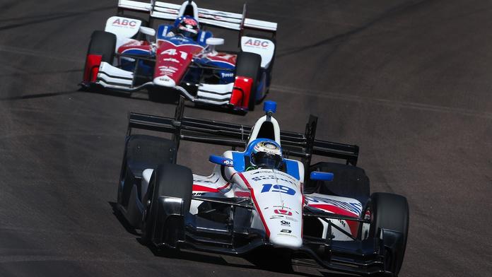 Tohle jinde neuvidíte! IndyCar čeká první letošní závod na oválu