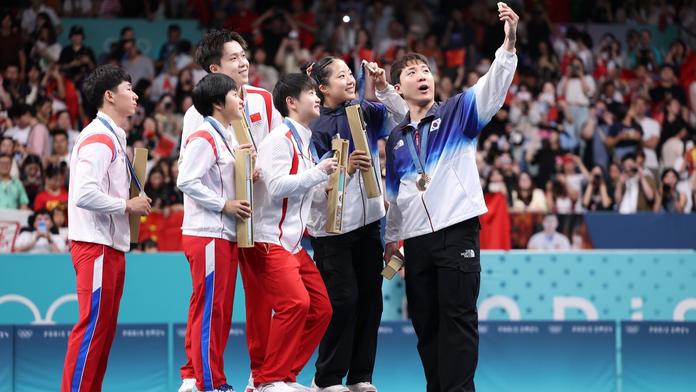 Konflikt stranou. Olympionici z Jižní a Severní Koreje si udělali selfie
