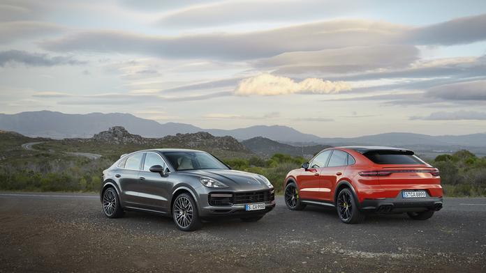 Stovka za 4 vteřiny a 550 koní. U Porsche řádně přibrousili Cayenne