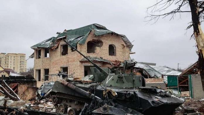 Obr na hliněných nohou. Rusko hrozí útoky, zbrojnice má ale prázdné