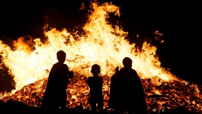 Je letní slunovrat. 7 věcí, které o MAGICKÉ NOCI nevíte