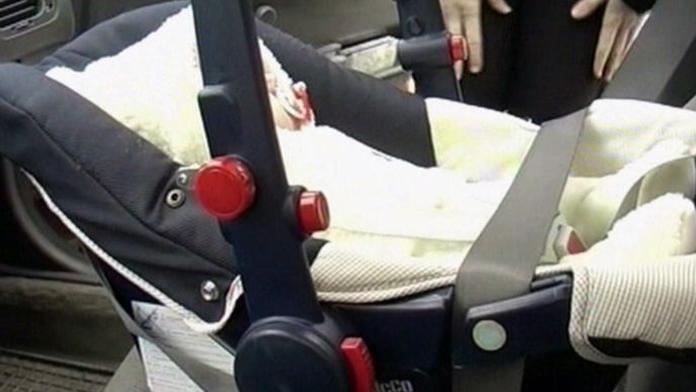 Dětské autosedačky můžou zabíjet!
