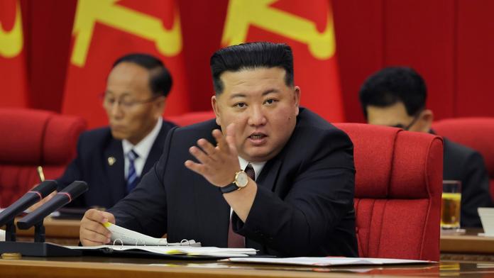 Severokorejský vůdce Kim Čong-un na zasedání Korejské strany práce