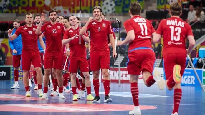 Češi úvod šampionátu zvládli. Nepříjemné Lotyšsko porazili o tři góly