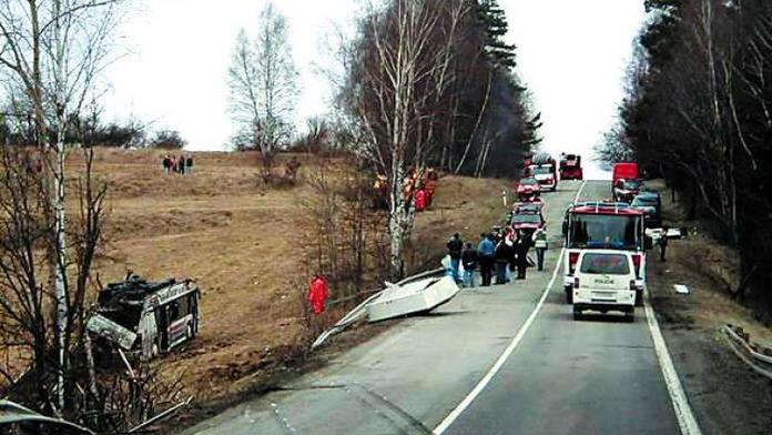 Při tragické nehodě u Nažidel přišli o blízké. Od cestovky dostanou 400 tisíc